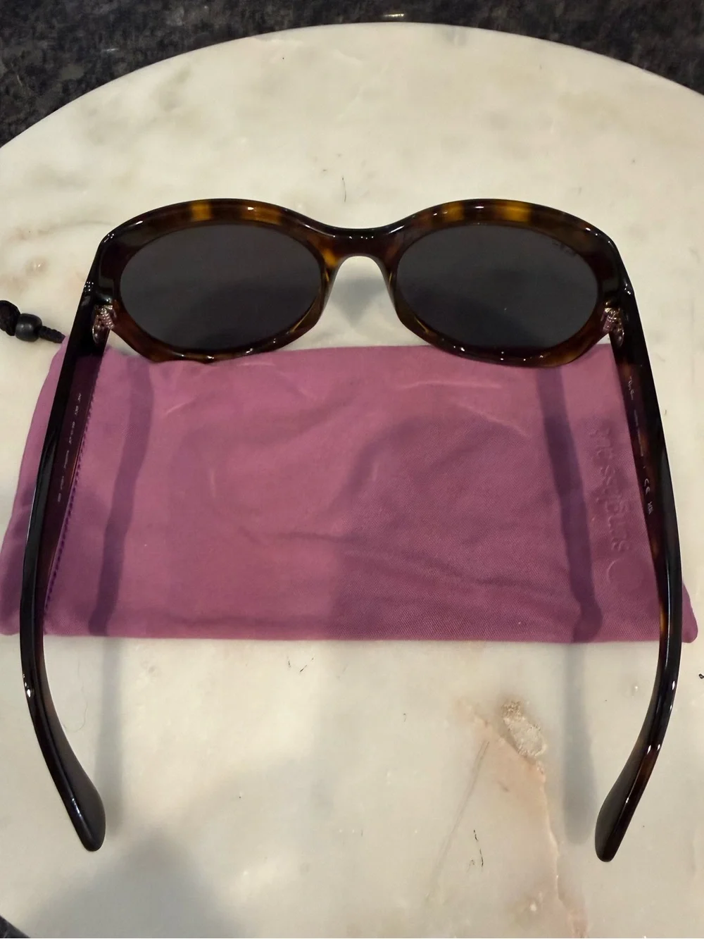 NEW Ray-Ban Tortoise Shell Sunglasses with Purple Pouch